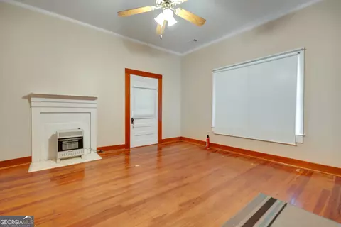Living - 1635 Highway 36 E, Jackson, GA 30233 photo 4 of 5