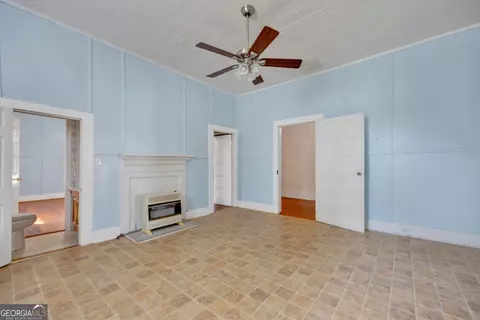 Living - 1635 Highway 36 E, Jackson, GA 30233 photo 3 of 5