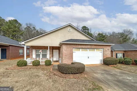 140 Astilbe Meadow Dr, Locust Grove, GA 30248