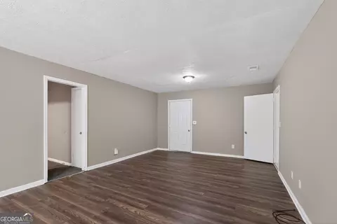 Living - 2729 Caribou Cts, Morrow, GA 30260 photo 4 of 4