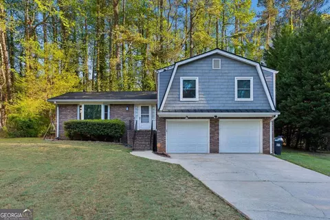 2945 Whisperwood Trl, Atlanta, GA 30344