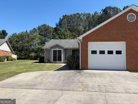 300 Wilbanks Dr, Fayetteville, GA 30215