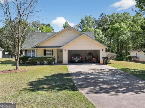 335 Colley St, Grantville, GA 30220