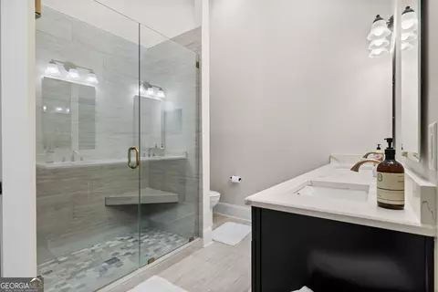 Bath - 1 E 3rd Ave #310, Rome, GA 30161 photo 1 of 3