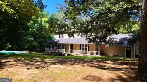 Exterior - 112 Brannon Rd, Buchanan, GA 30113 photo 6 of 7