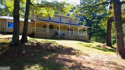 Exterior - 112 Brannon Rd, Buchanan, GA 30113 photo 3 of 7
