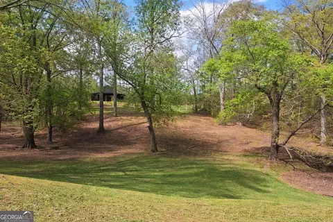 Exterior - 112 Brannon Rd, Buchanan, GA 30113 photo 2 of 7