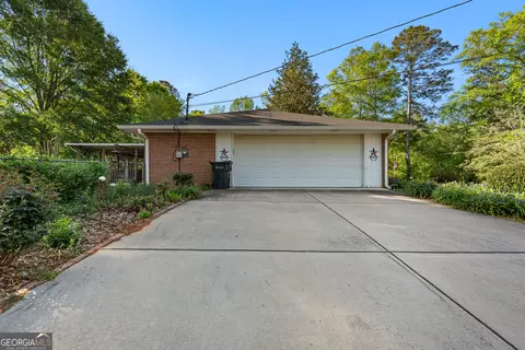 Exterior - 201 203 Alton Dr, Lagrange, GA 30241 photo 4 of 11