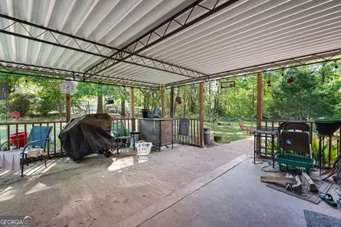 Exterior - 201 203 Alton Dr, Lagrange, GA 30241 photo 2 of 11