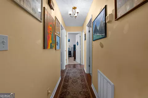 Entry Way - 201 203 Alton Dr, Lagrange, GA 30241 photo 4 of 4