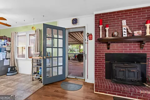 Entry Way - 201 203 Alton Dr, Lagrange, GA 30241 photo 3 of 4