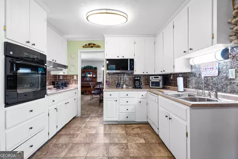 Kitchen - 201 203 Alton Dr, Lagrange, GA 30241 photo 1 of 3