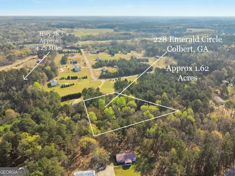 View/Area - 228 Emerald Cir, Colbert, GA 30628 photo 5 of 8