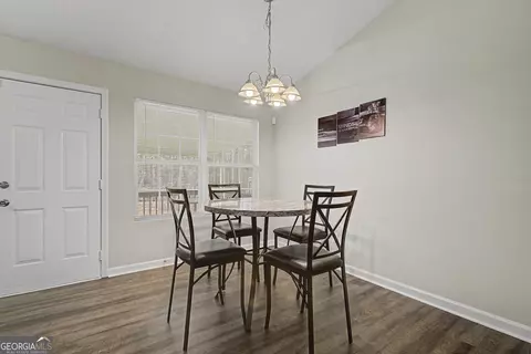 Dining - 228 Emerald Cir, Colbert, GA 30628 photo 2 of 2