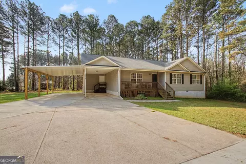 228 Emerald Cir, Colbert, GA 30628
