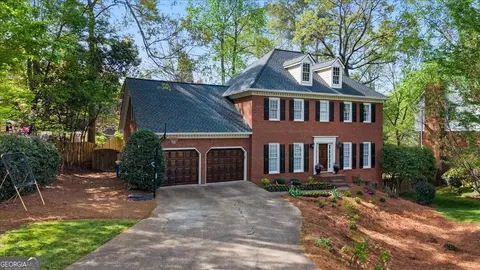 1843 Mallard Lake Dr, Marietta, GA 30068