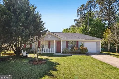2 Ruby Ct, Grantville, GA 30220
