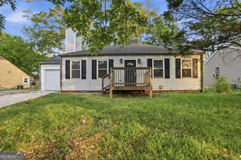 134 Mayflower Cir, Cartersville, GA 30120