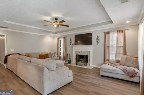 Living - 60 Shadowbrook Ln, Covington, GA 30016 photo 1 of 1