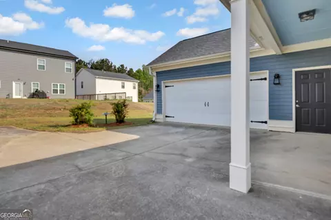 Exterior - 205 Ryan Ln, Covington, GA 30014 photo 7 of 8