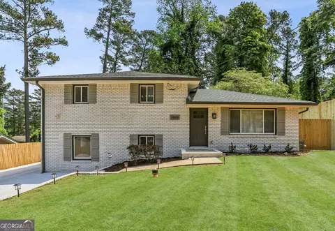 1888 La Mesa Ln, Decatur, GA 30032