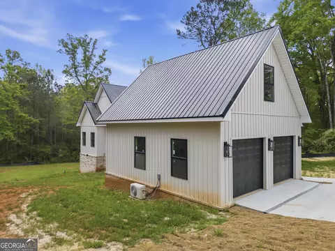 Exterior - 272 Clinton Crossing Dr, Gray, GA 31032 photo 3 of 22