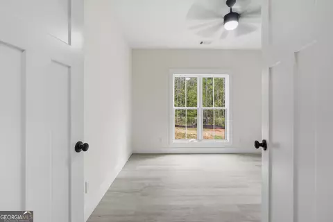 Bedroom - 272 Clinton Crossing Dr, Gray, GA 31032 photo 6 of 6