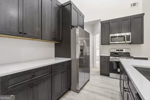 Kitchen - 272 Clinton Crossing Dr, Gray, GA 31032 photo 1 of 5