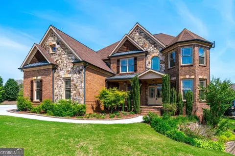 2537 Monta Vista Way, Hoschton, GA 30548