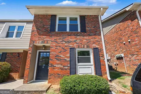 2060 Kings Gate Cir #A, Snellville, GA 30078