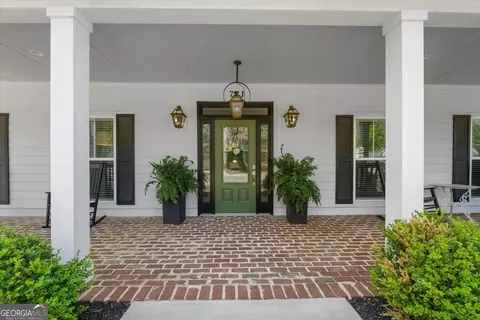 Exterior - 731 Markhams Dr, Madison, GA 30650 photo 3 of 14
