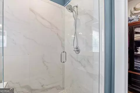 Bath - 731 Markhams Dr, Madison, GA 30650 photo 5 of 9