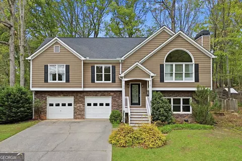 102 Cypress Dr, Dallas, GA 30157