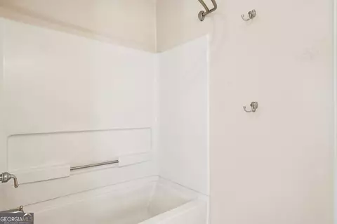 Bath - 128 Moss Pointe Dr, Mcdonough, GA 30253 photo 5 of 5