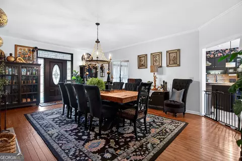 Dining - 123 S Smith Rd, Lagrange, GA 30241 photo 1 of 3