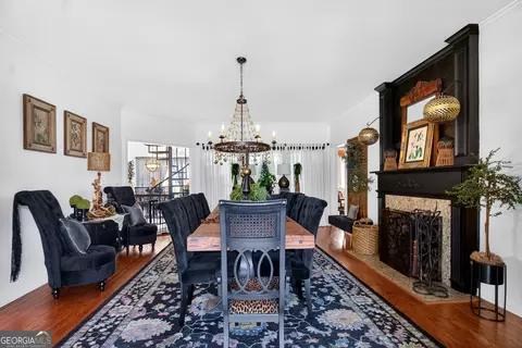 Dining - 123 S Smith Rd, Lagrange, GA 30241 photo 2 of 3