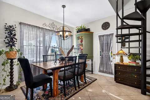 Dining - 123 S Smith Rd, Lagrange, GA 30241 photo 3 of 3