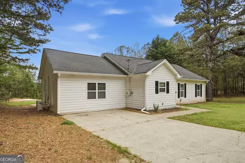 741 Roscoe Davis Rd, Monroe, GA 30656