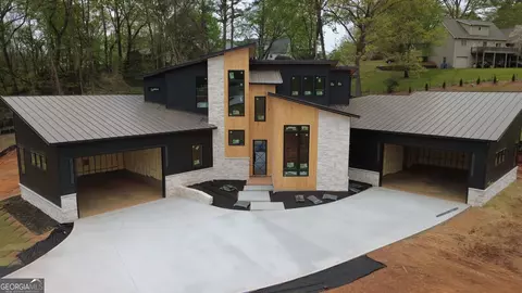 3471 Clarks Bridge Tract 3 Rd, Gainesville, GA 30506