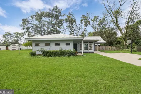 757 Old Screven Rd, Jesup, GA 31545