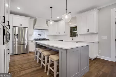 3180 Caney Creek Ln, Cumming, GA 30041