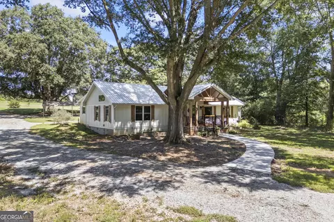 711 Shackelford Rd, Royston, GA 30662