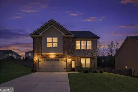 1526 Battle Brook Dr, Conyers, GA 30012