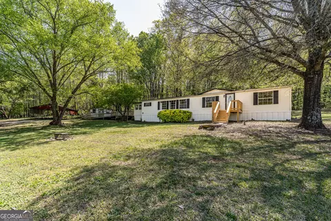 71 Kirk Rd NW, White, GA 30184