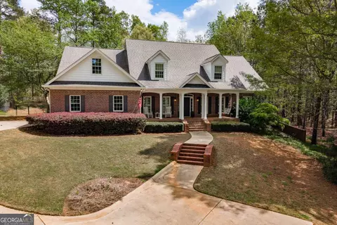 1171 Spring Lake Dr, Bishop, GA 30621