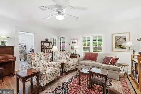 Living - 236 Garrison Rd, Cornelia, GA 30531 photo 1 of 2