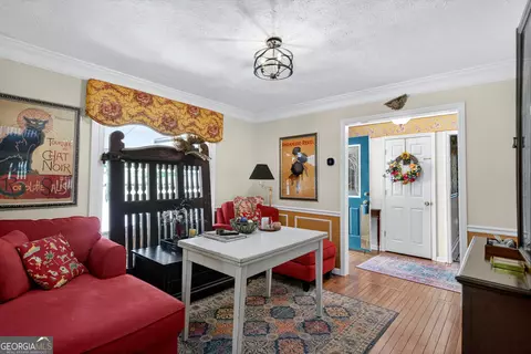 Entry Way - 5 N Brooks Rd, Lagrange, GA 30240 photo 2 of 7