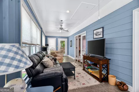 Exterior - 5 N Brooks Rd, Lagrange, GA 30240 photo 7 of 25