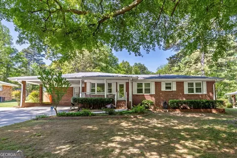 6696 Starling Dr SW, Mableton, GA 30126