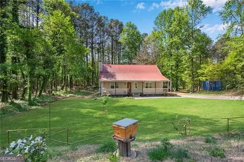 76 Beech Creek Cir, Winder, GA 30680
